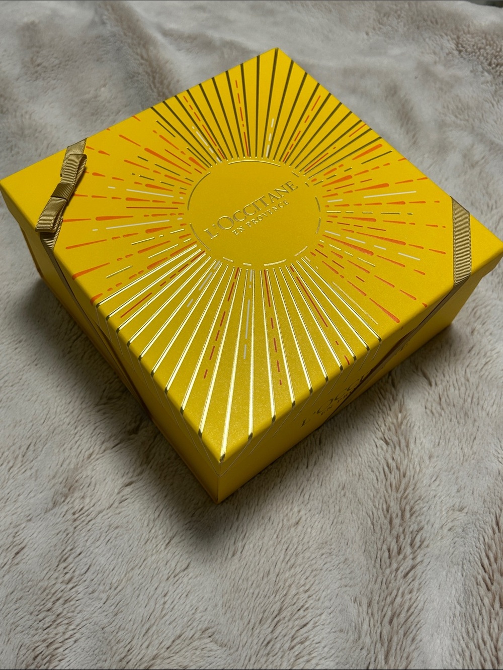 L’Occitane empty box